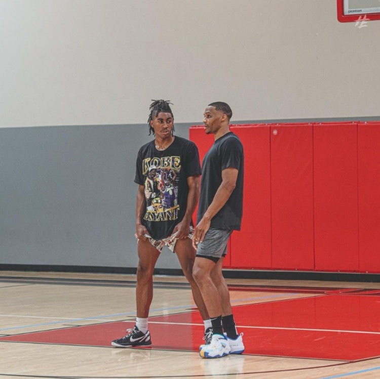 [NBA]火线复出，差点坏事，得亏文班来了中国！