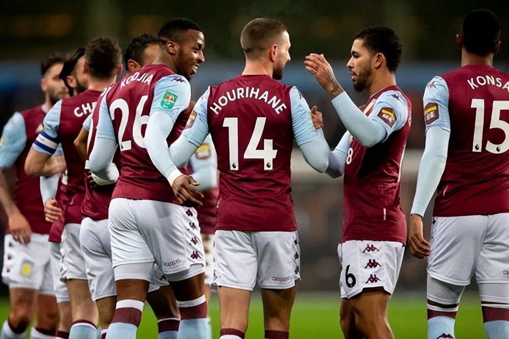 2016年：大谷翔平全票当选太平洋联盟MVP，并包揽最佳十人投手与指定打击。