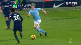 教练再烂都不是小杨打得这么低效的借口，夸梅布朗、米利西奇、多特奥等在NCAA、欧洲联赛都是无敌存在，最后轻易被NBA淘汰，结论就是不适应NBA，谁会把锅扔到教练身上？？