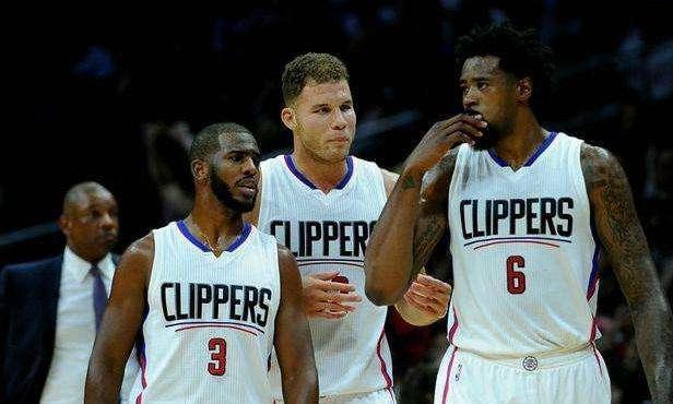 戴维斯26分 独行侠战胜火箭